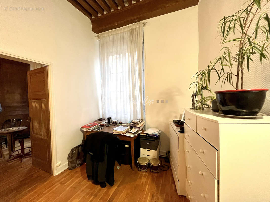 Appartement à LYON-9E