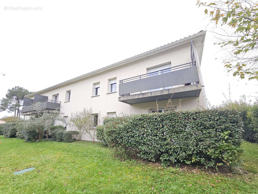 Appartement à SAINT-MEDARD-EN-JALLES