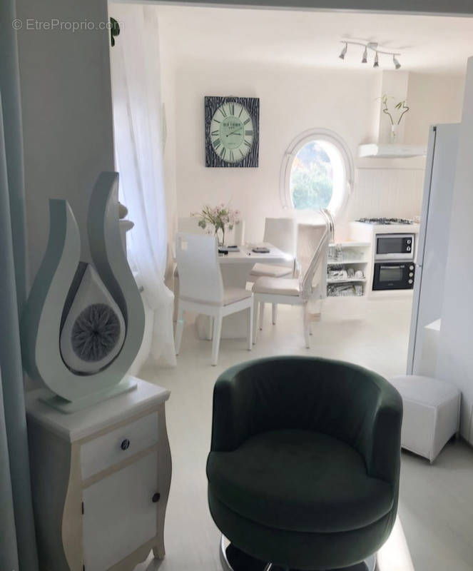 Appartement à HYERES