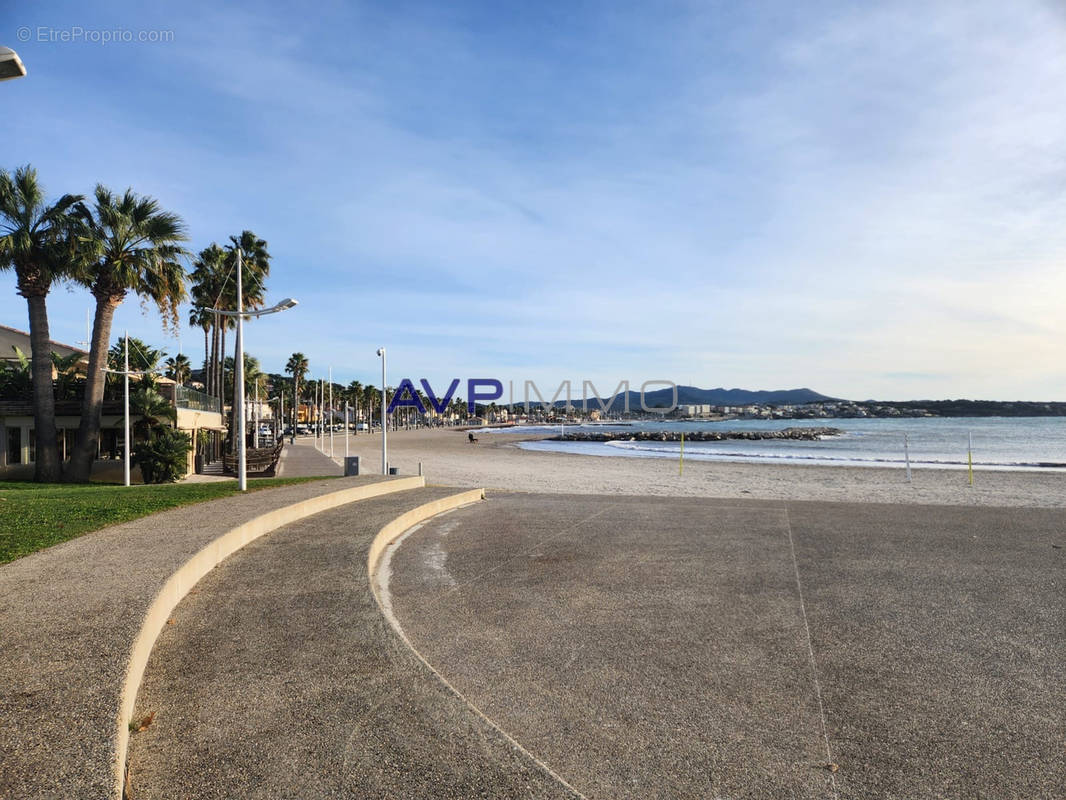 Appartement à SANARY-SUR-MER