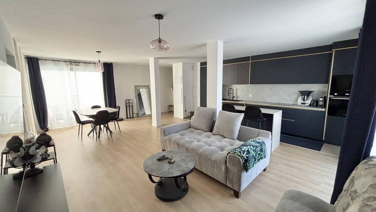 Appartement à EPINAY-SUR-SEINE