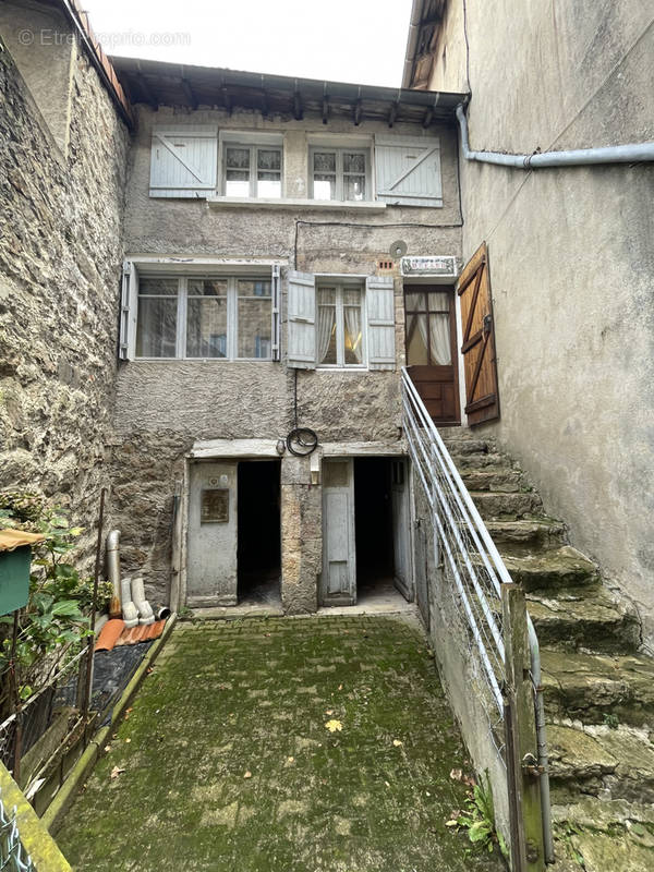 Maison à LALOUVESC