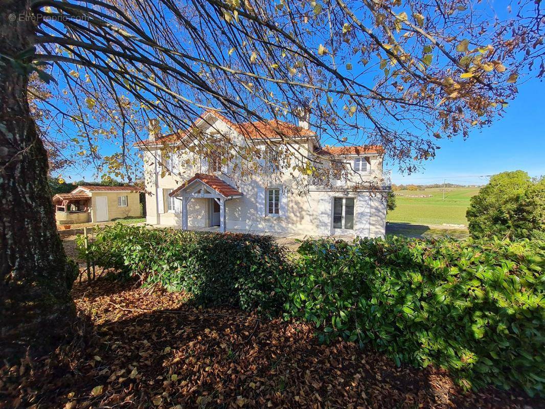 Maison à LECTOURE