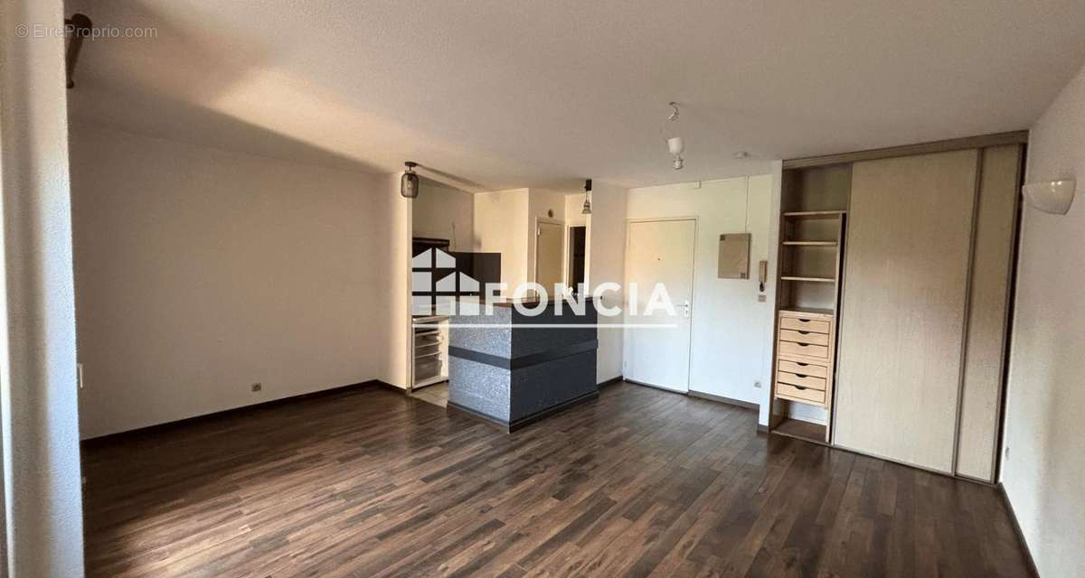 Appartement à RAMONVILLE-SAINT-AGNE