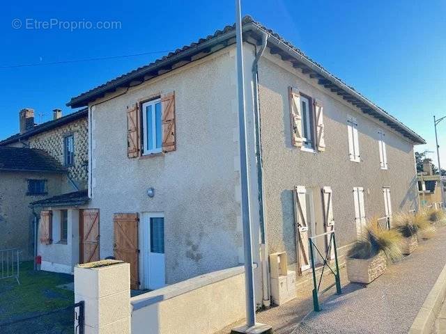 Appartement à MASSEUBE