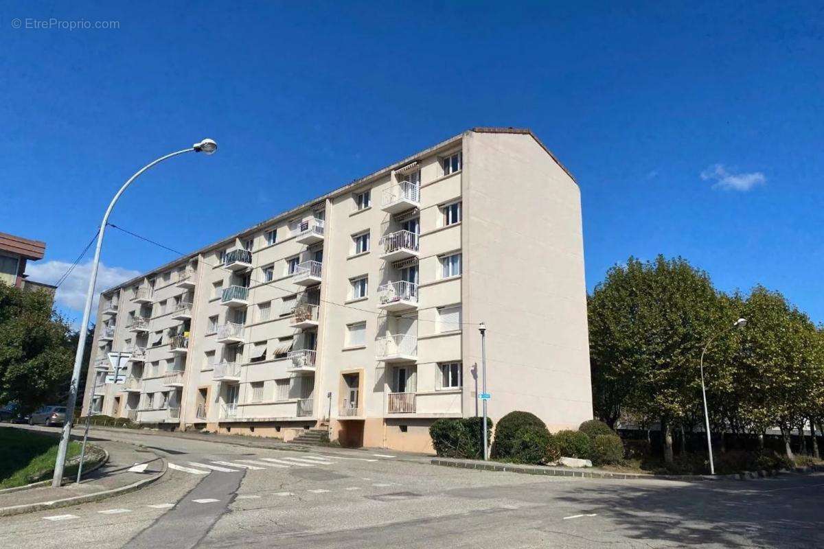 Appartement à PRIVAS