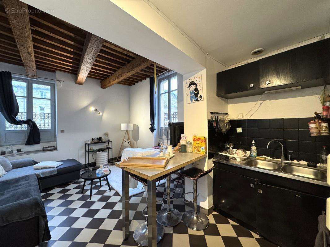 Appartement à PEZENAS