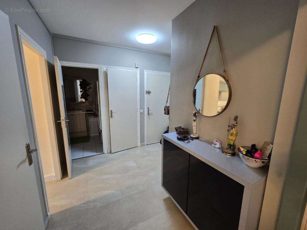 Appartement à SAINT-ETIENNE