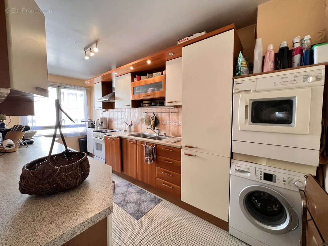 Appartement à PARIS-12E