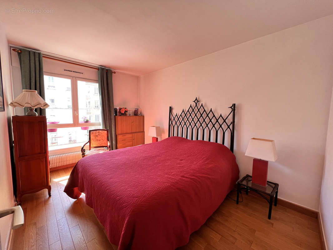 Appartement à PARIS-12E