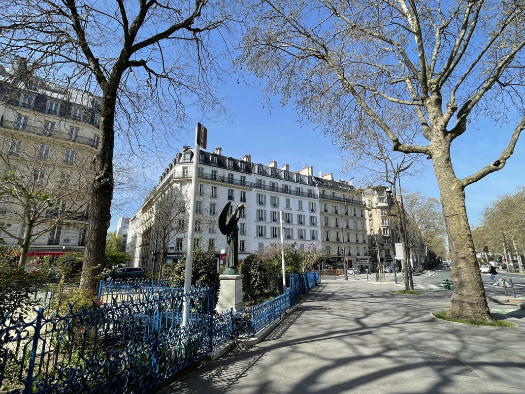 Appartement à PARIS-12E