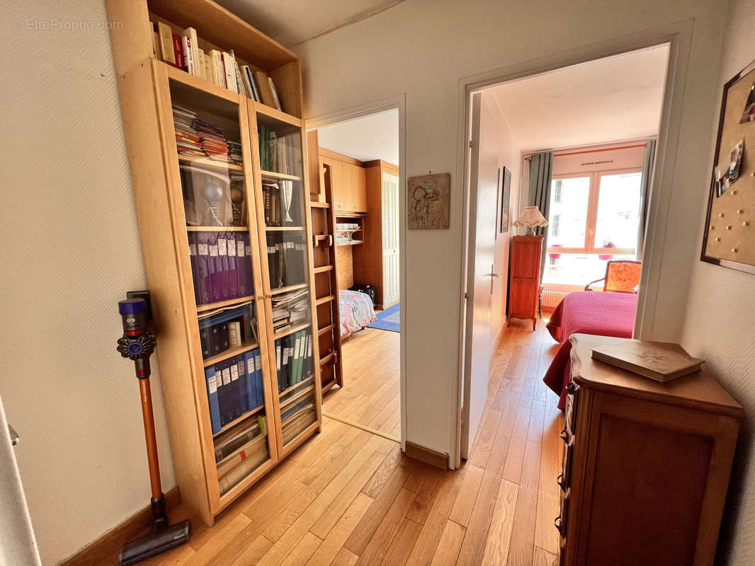 Appartement à PARIS-12E