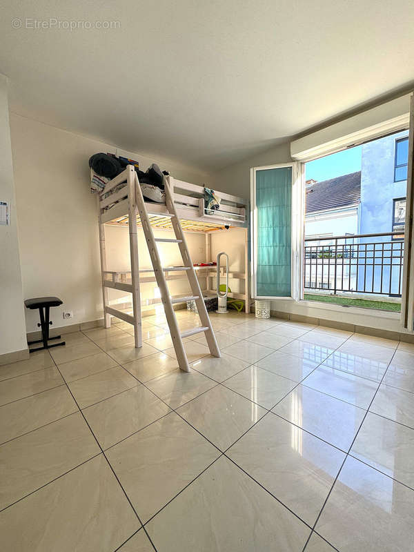 Appartement à PARIS-20E