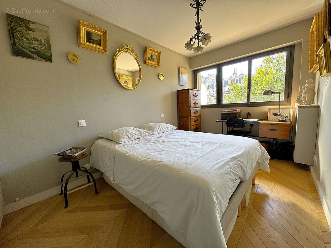 Appartement à PARIS-12E