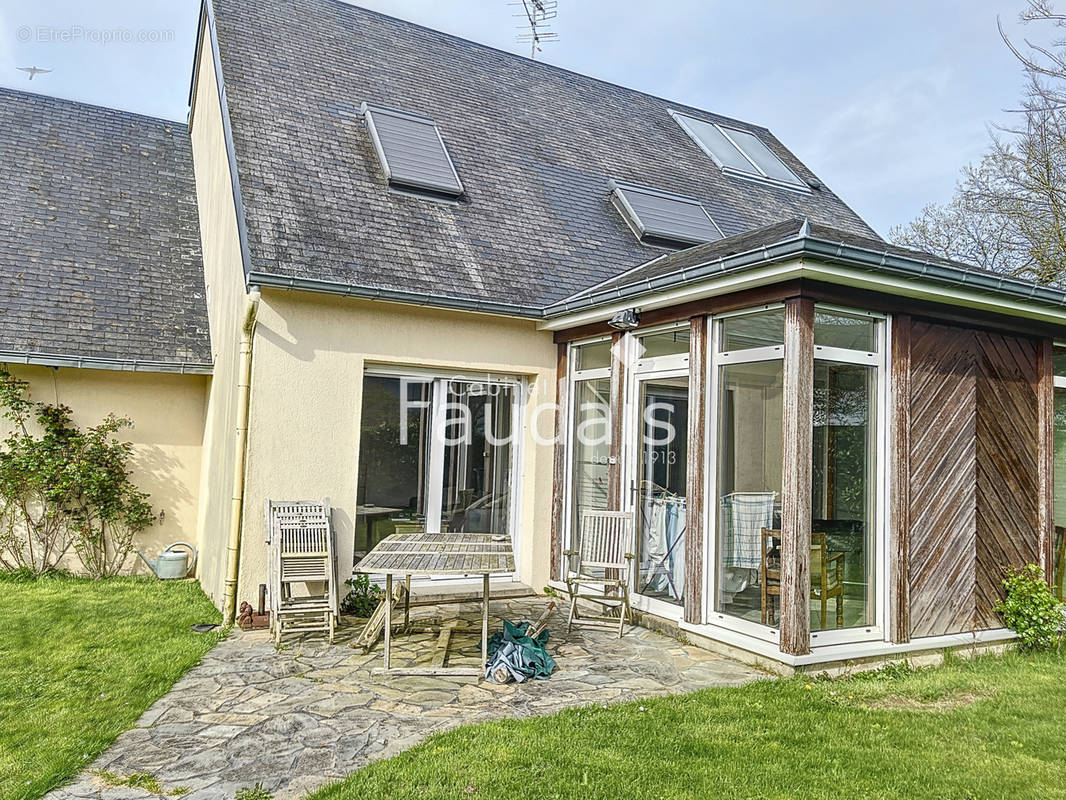 Maison à COUTANCES