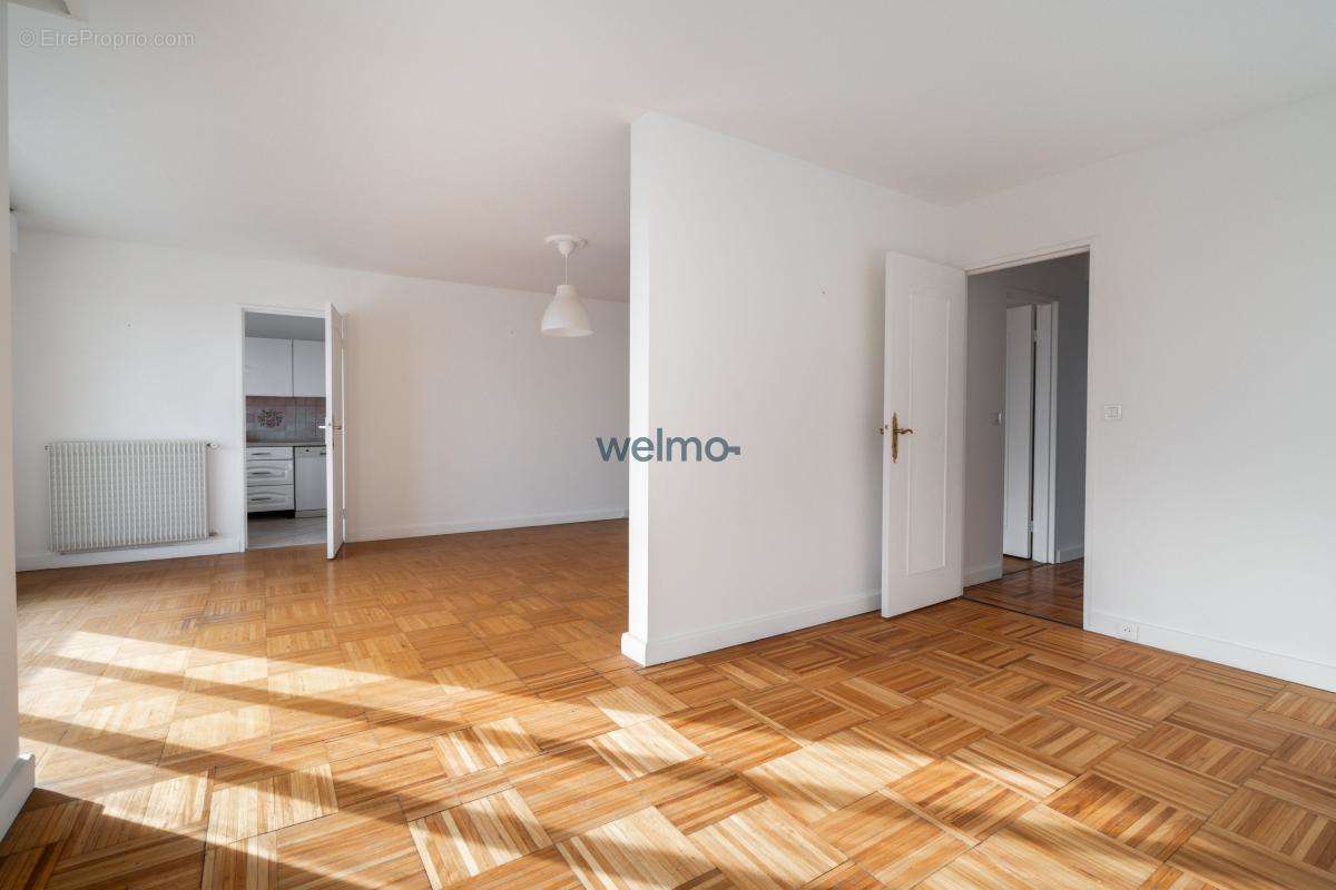 Appartement à ROSNY-SOUS-BOIS