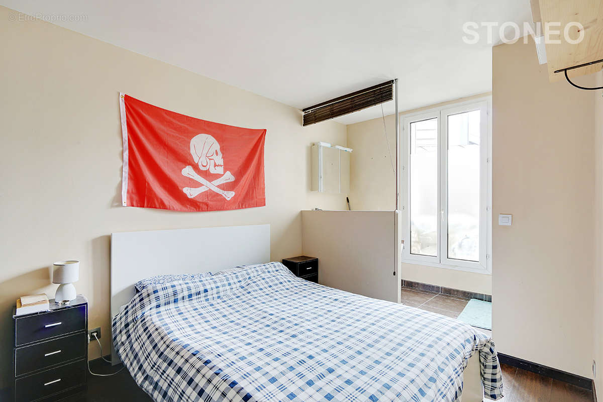 Appartement à PARIS-18E