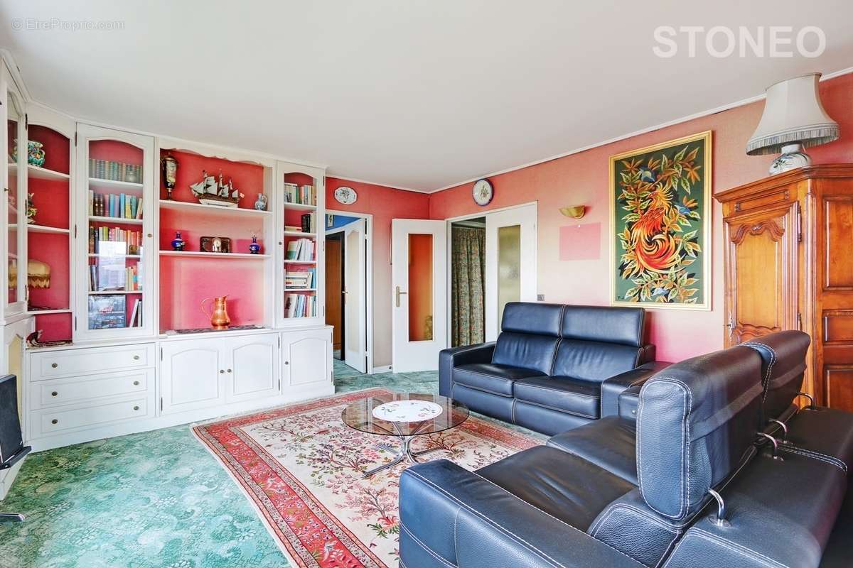 Appartement à PARIS-19E