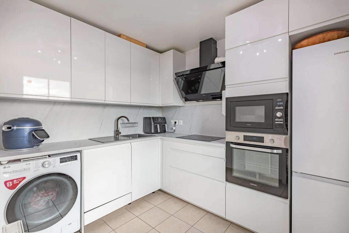 Appartement à NANTERRE