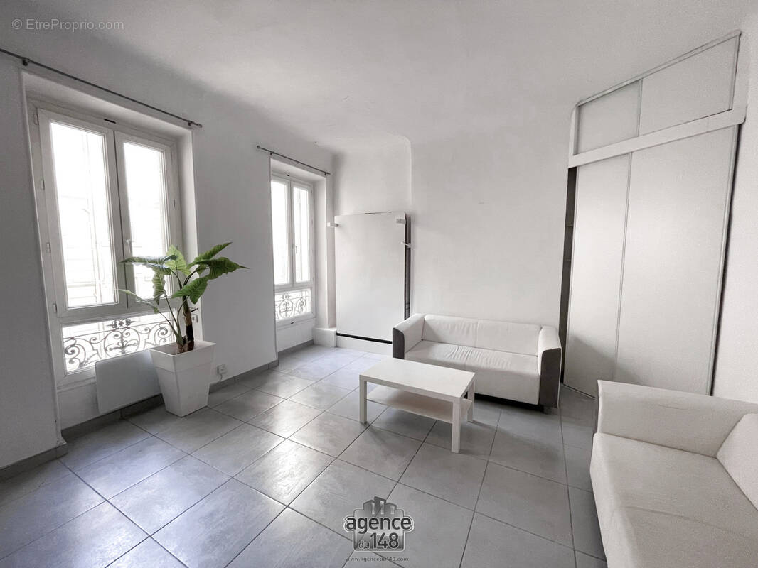 Appartement à MARSEILLE-2E