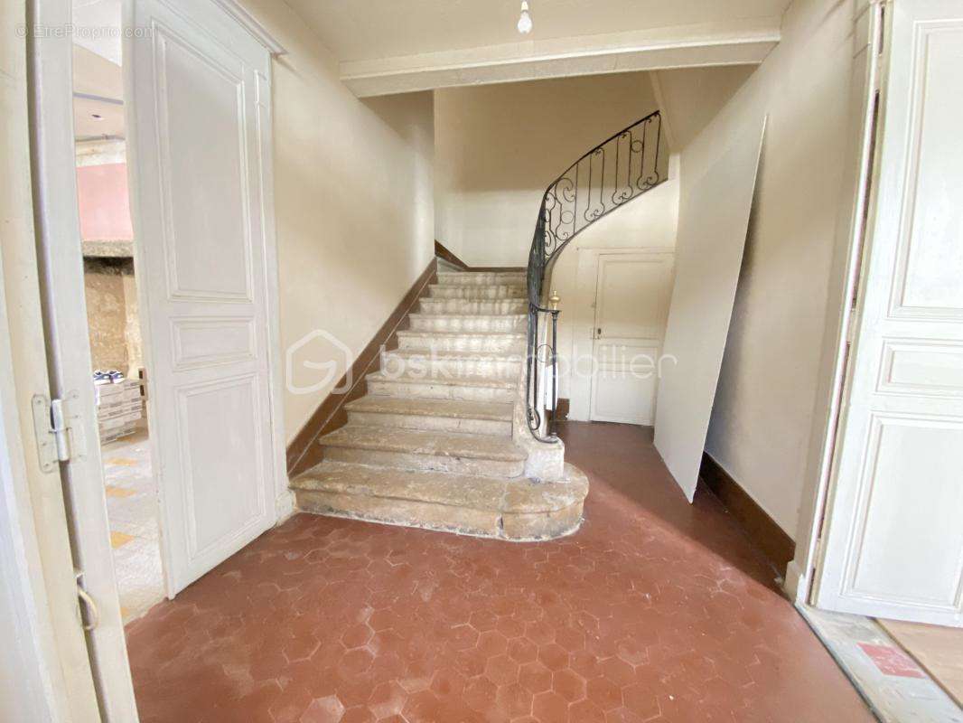 Appartement à VALENCE-SUR-BAISE