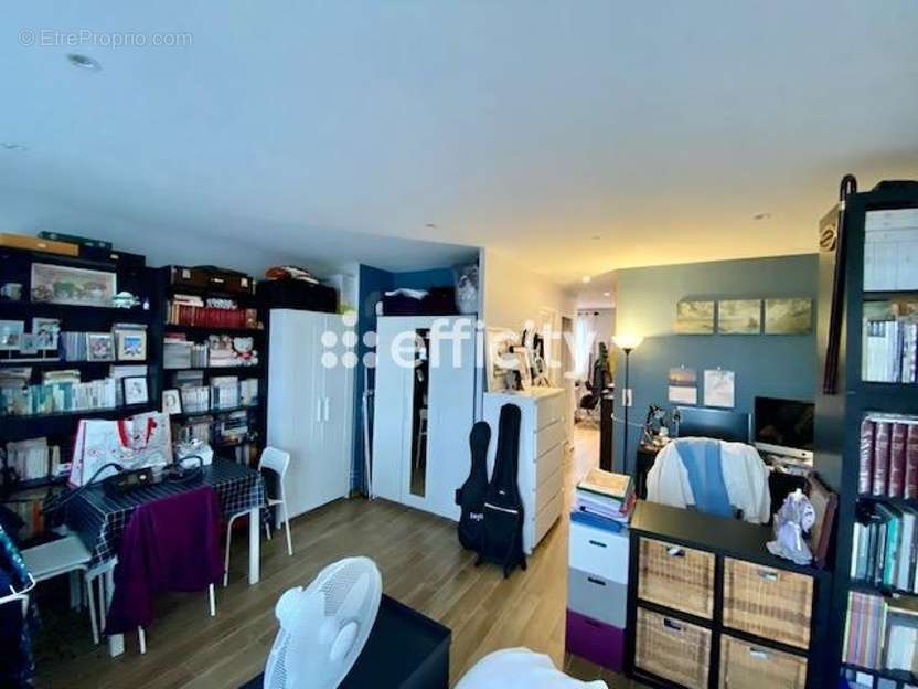 Appartement à SARTROUVILLE