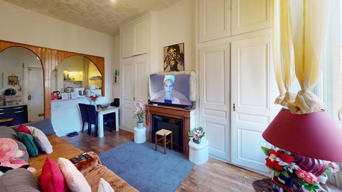 Appartement à LYON-9E