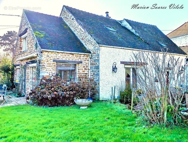 Maison à CHAUMES-EN-BRIE