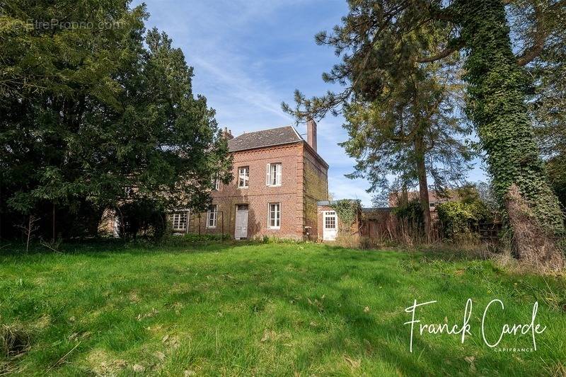 Maison à YERVILLE