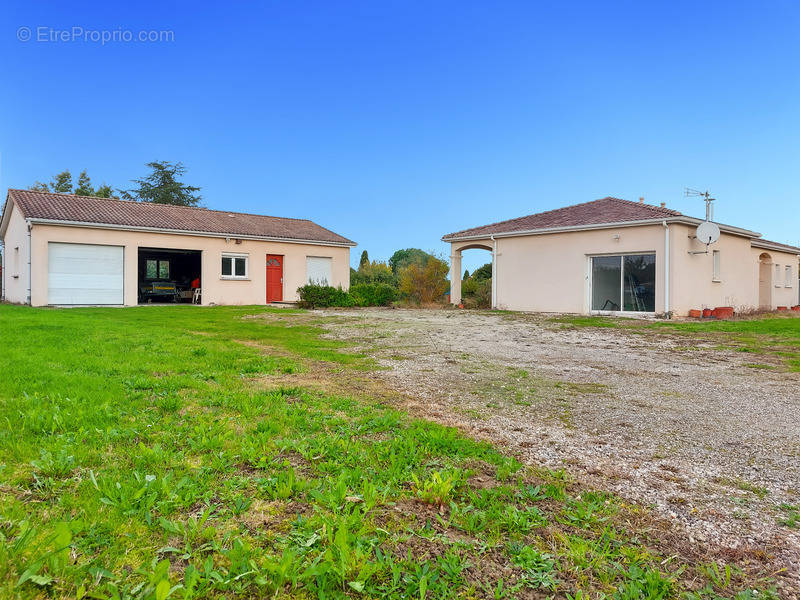 Maison à FRONTON