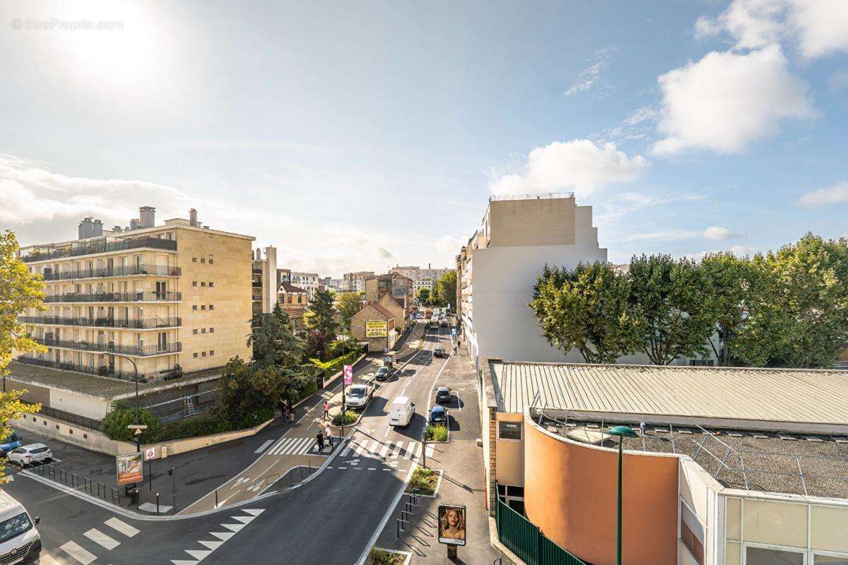 Appartement à COLOMBES