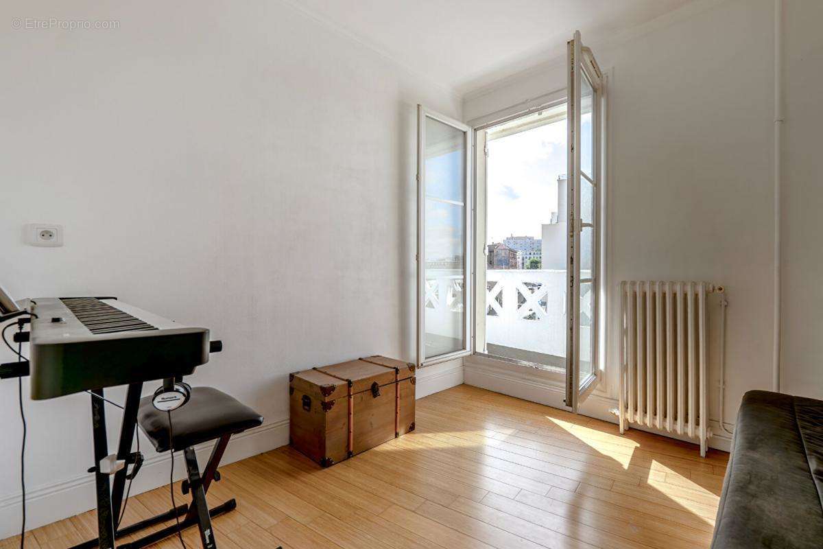 Appartement à COLOMBES