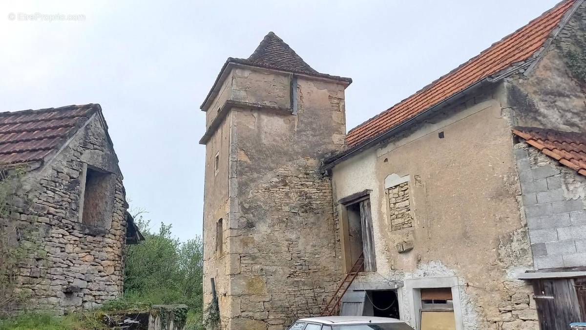 Maison à LIMOGNE-EN-QUERCY