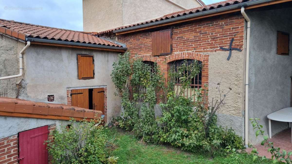 Maison à SAINT-CYPRIEN