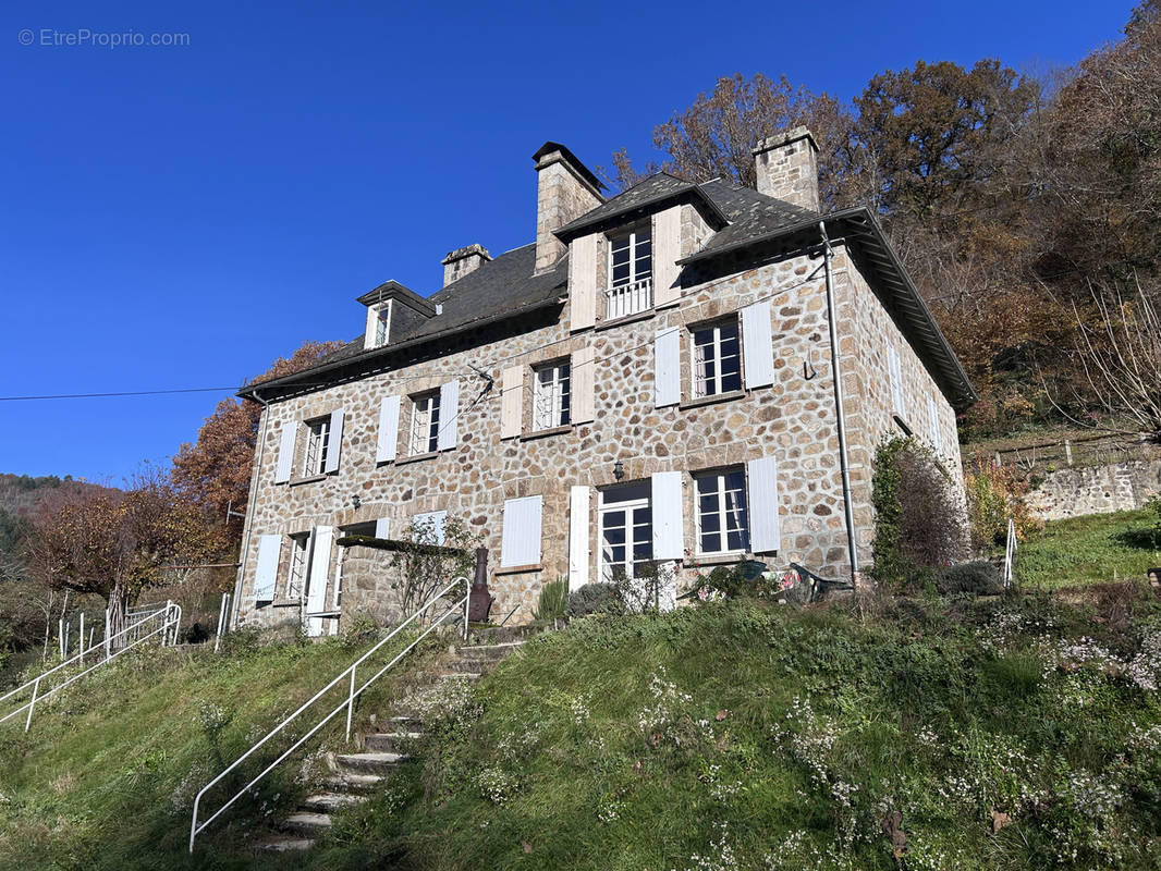 Maison à SERVIERES-LE-CHATEAU