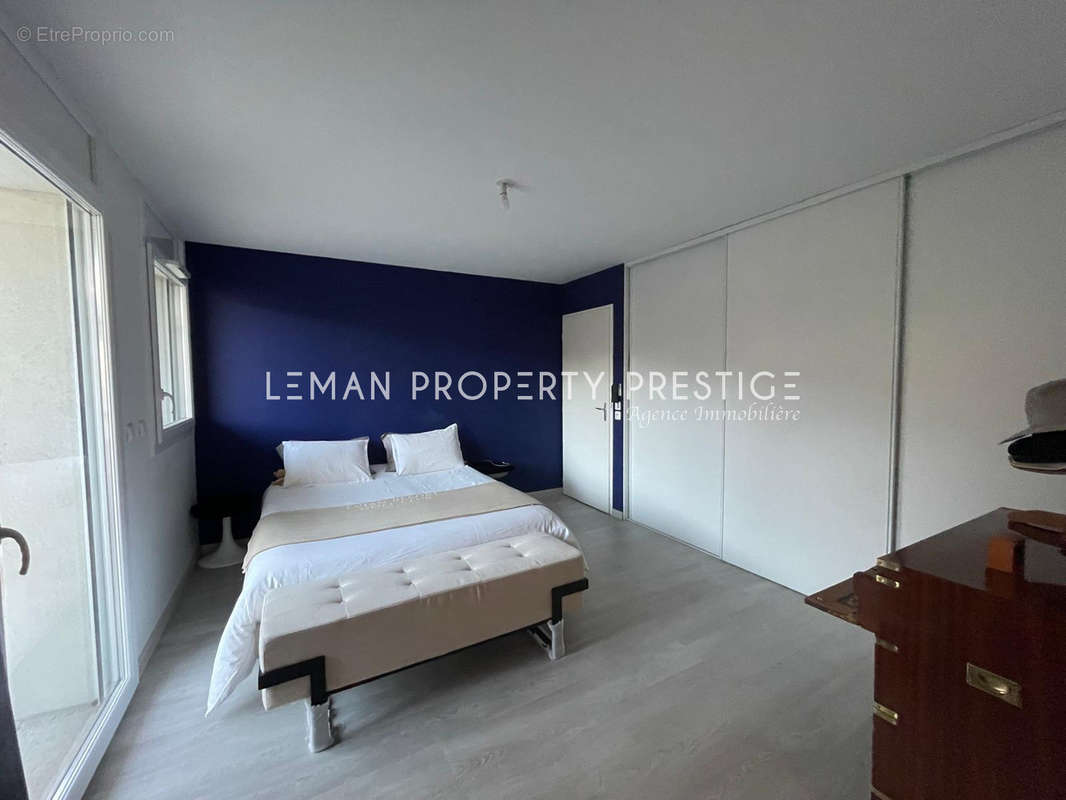 Appartement à EVIAN-LES-BAINS