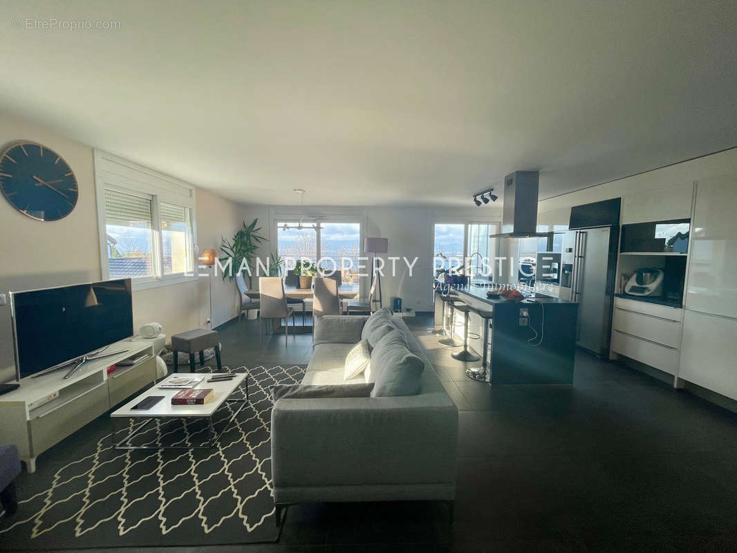 Appartement à EVIAN-LES-BAINS