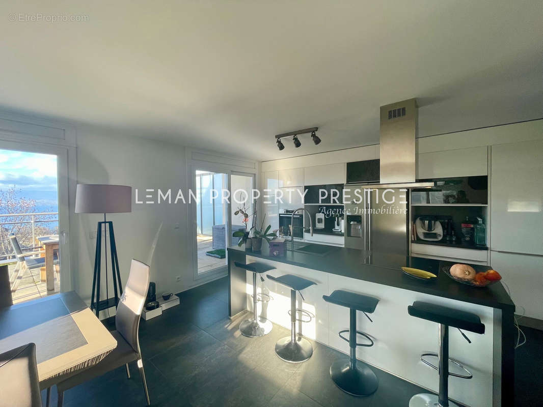 Appartement à EVIAN-LES-BAINS