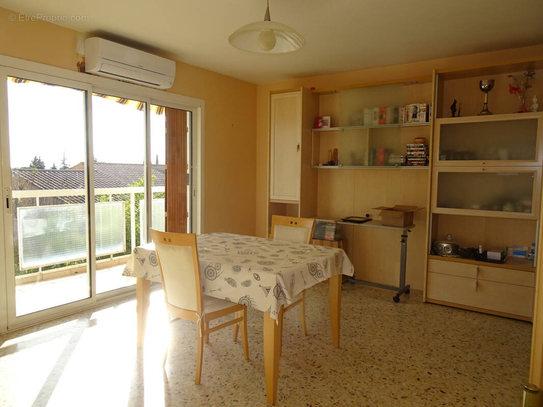 Appartement à HYERES