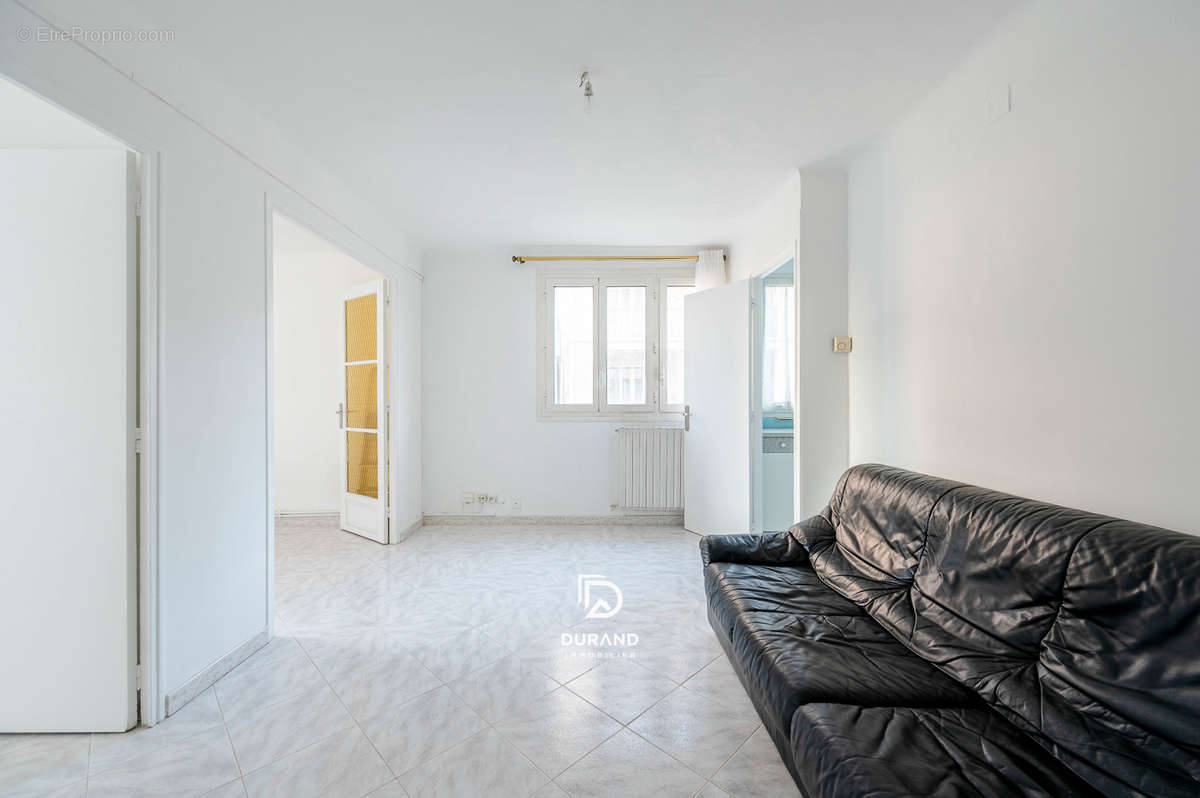 Appartement à MARSEILLE-7E