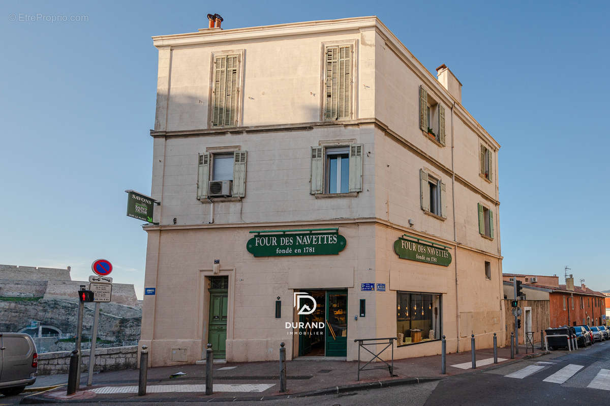 Appartement à MARSEILLE-7E