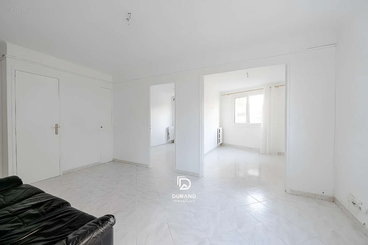 Appartement à MARSEILLE-7E