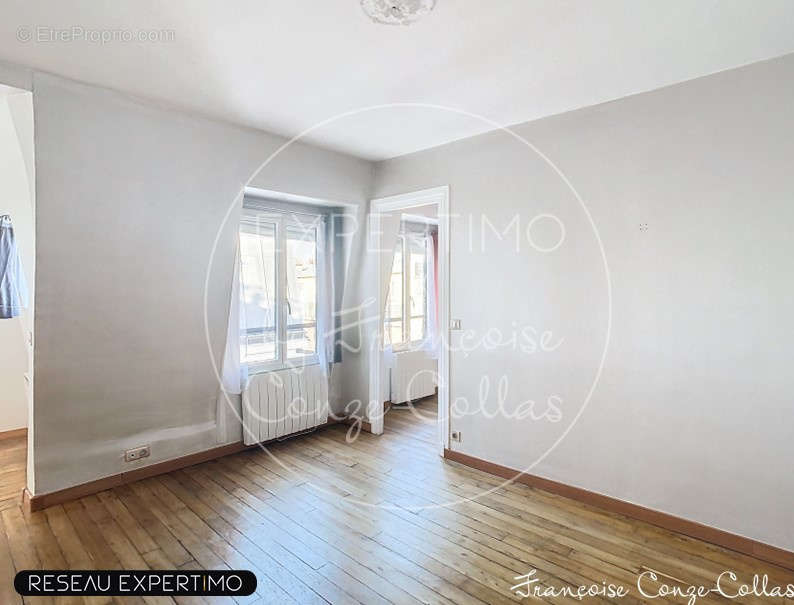 Appartement à PARIS-14E