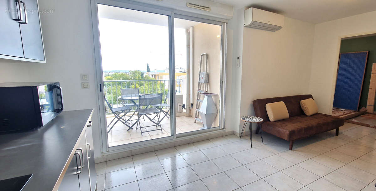 Appartement à HYERES