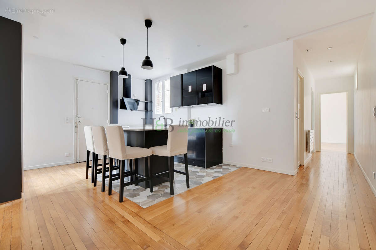 Appartement à PARIS-12E