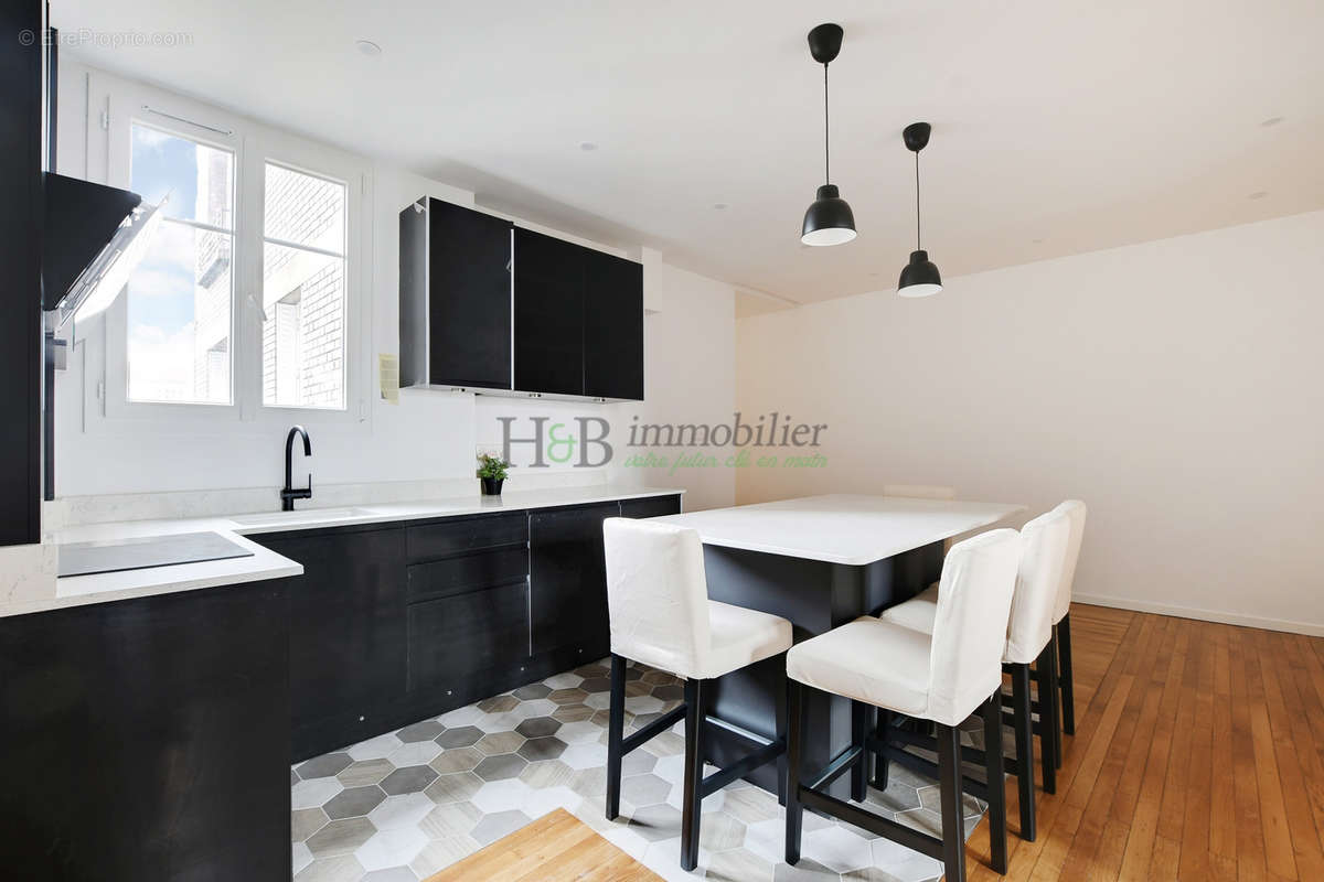 Appartement à PARIS-12E