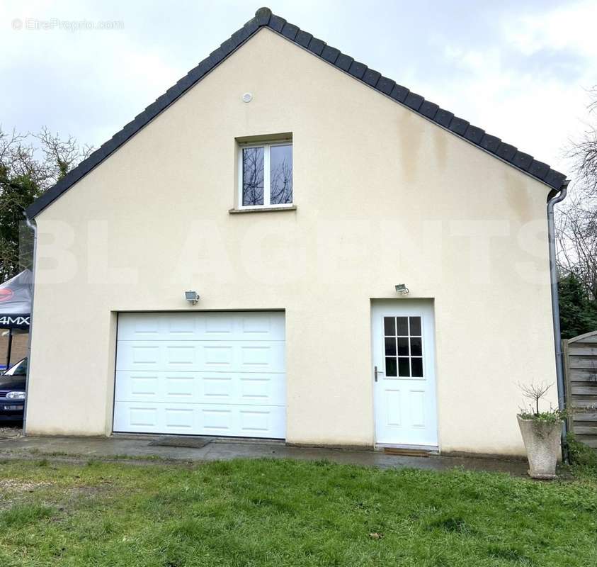 EXTERIEUR2 - Maison à BREVAL