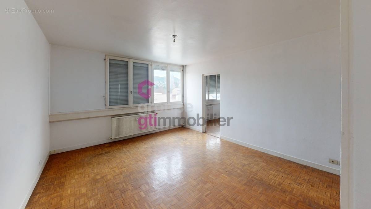 Appartement à FIRMINY