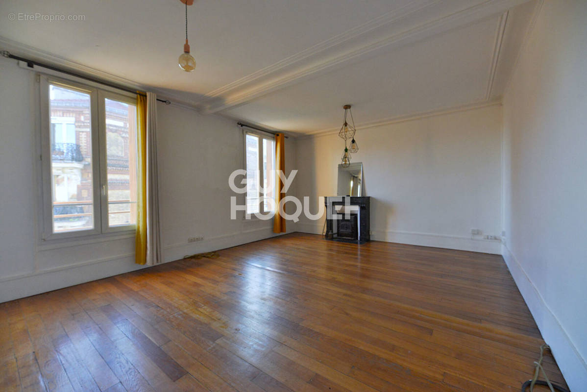 Appartement à SAINT-DENIS