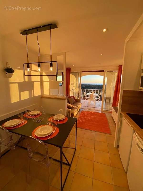 Appartement à GRIMAUD